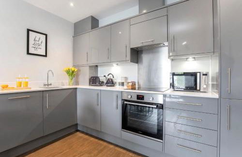 Elliot Oliver - Stylish 2 Bedroom Apartment With Parking In The Docks - Foto 25