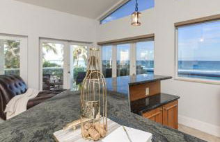 Oceanfront Luxury Villa 5Bedroom and 4Bath Beach Access - Photo 8