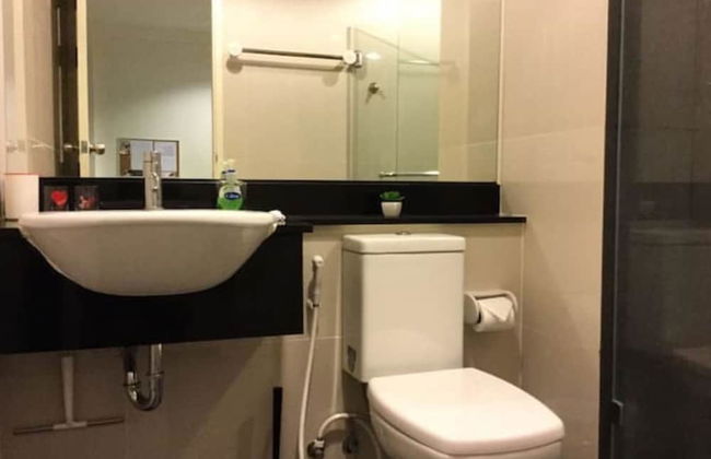 Chateau In Town By Renvio - Photo 22