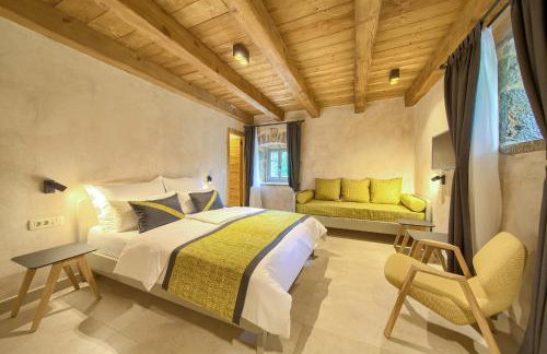 Luxury Jerini Estate - Photo 13