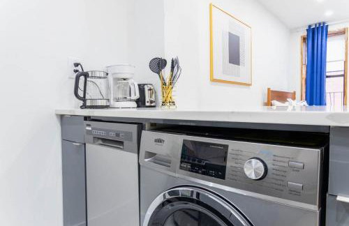 1597-13 I Brand new Studio Prime upper east W&D - Foto 42