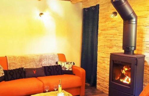 "Le Cabanon cendré" petit chalet cosy au coeur de Gérardmer - Foto 1