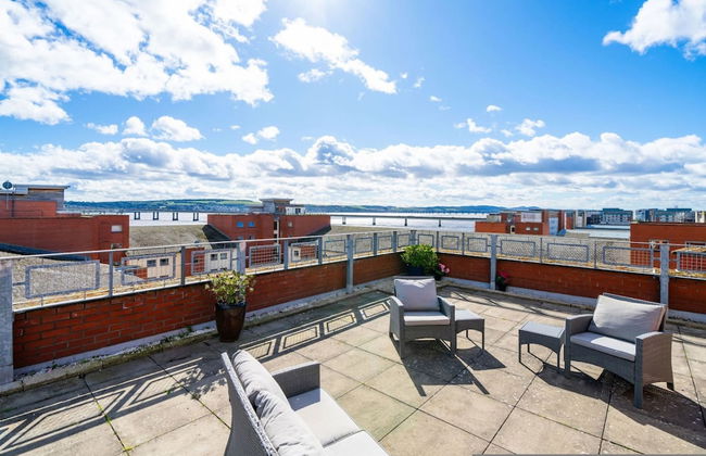 Twin Bridges - Quayside Penthouse - Photo 4