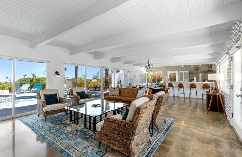 Hilltop Haven by ACME House Company - Foto 22