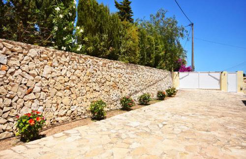 Villa Cucarres - Photo 16