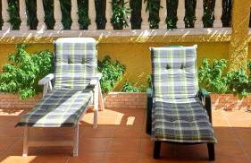 Adosado/casa con terraza y buhardilla. Playa El Perelló - Foto 6