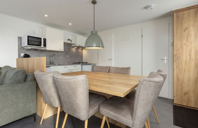 Modern Chalet Near Forest - Photo 5