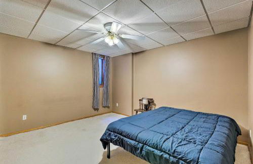 Elwood Townhome with Patio - 7 Mi to Johnson Lake - Foto 17