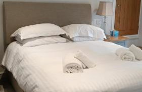 Cottages at the Lugger - Photo 45