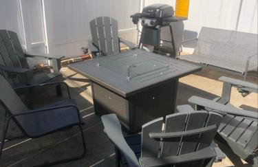 ENTIRE Big Home Close To Events - 2 Family Rooms - Kid Friendly - Private Patio & Firepit - Foto 41