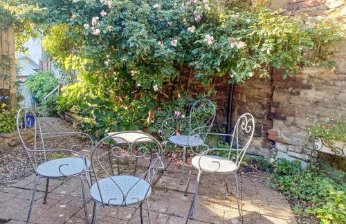 Ellinor House - Photo 16