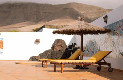 Bungalow Allende Famara con piscina privada y AC - Foto 4