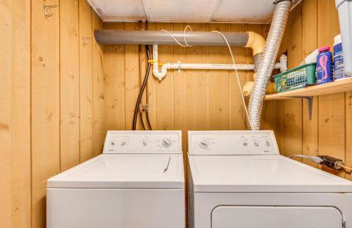 Half Mile to Ski Slopes Conway Condo with Hot Tub! - Photo 26