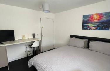 The M Rooms at 144 - Photo 5