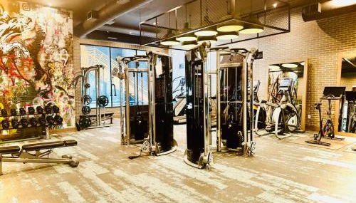 Deep Ellum Theatre Suite - The Black Collection - Foto 3