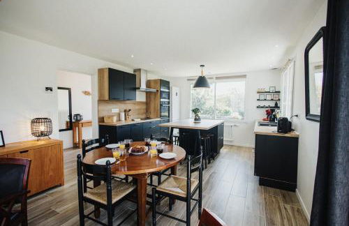 La Delphinière : Bord de Mer, Equipements de qualité - Foto 6