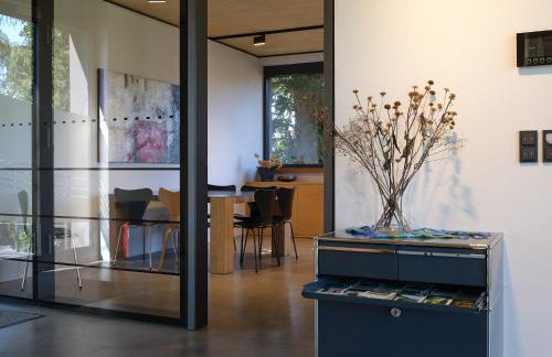 Architektenhaus Hello in Erbach mit High End Interieur zentral aber ruhig - Foto 5