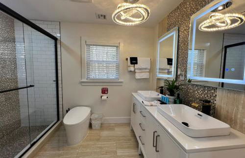 Catskills Escape Hot Tub Massage Chairs & Games - Foto 43