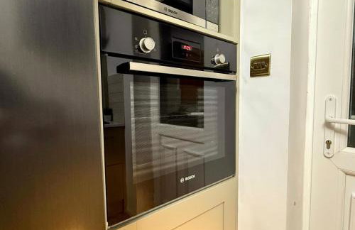 Modern 3 Bedroom Bungalow, EV Friendly, Parking Included - Foto 55