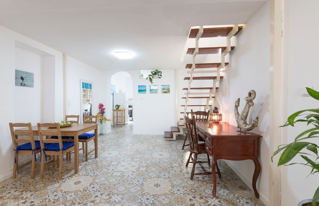 Gorgeous Apt in Neve Tzedek with Parking - Foto 13