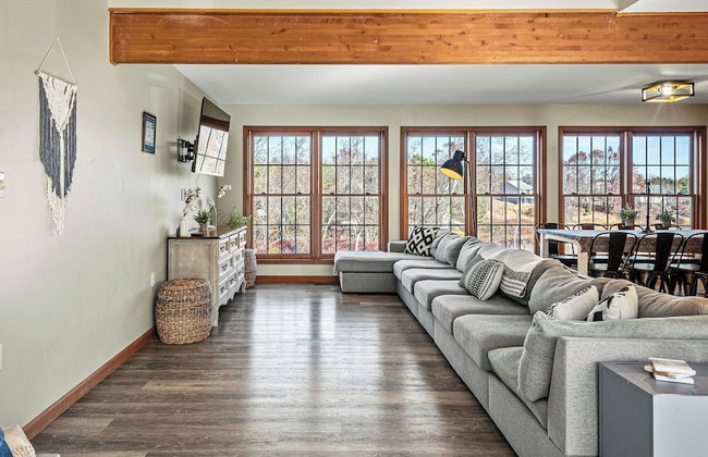 Laker's Pointe by Avantstay Lakefront Private Peninsula Hot Tub, Game Room - Foto 121