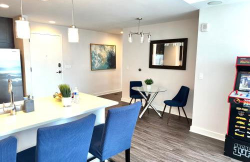 Skyline Luxe Penthouse, Top Floor, Balcony, Pool, Amazing View - Foto 36