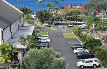 Island Glow Kailua Village #508 free assigned parking, AC, downtown, walk to restaurants, bars and the pier - Foto 42