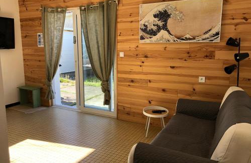 LE SUN TRAP -T2 calme au RDC à 2 pas de la plage avec vue sur jardin - Quiet and well located apartment - Photo 4