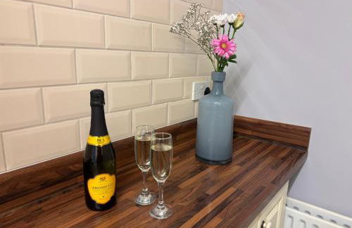 Omega Apartment - 3 Bedrooms - Sleeps 5 - Foto 24