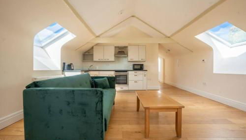 1 Bed Loft - Sleeps 2 - Parking - Wifi - Foto 5, furniture