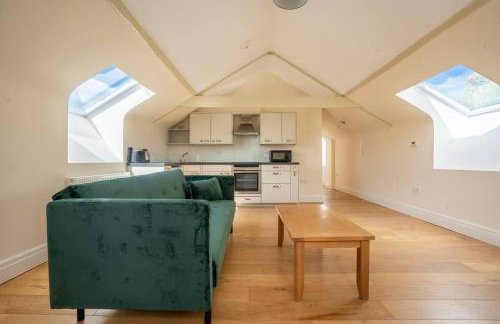 1 Bed Loft - Sleeps 2 - Parking - Wifi - Foto 5