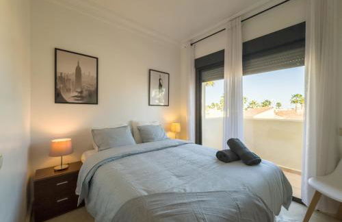 Ático de 2 dormitorios con terraza y piscina en Roda Golf - Almyra - Foto 4