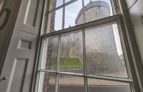 Spacious 4-Bed Apartment Opposite Windsor Castle - Foto 40