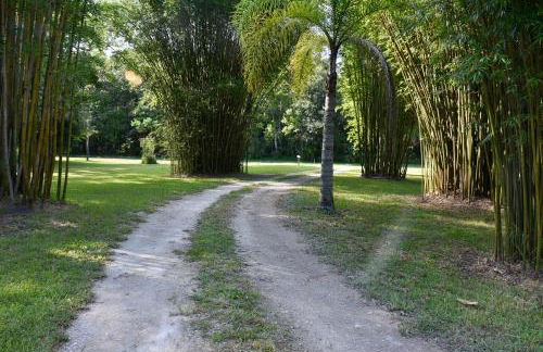 Luxurious Farm House 63 Acres - Foto 39