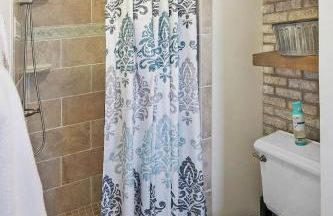 Onyx House King Size Beds Bikes Games Wine - Foto 31