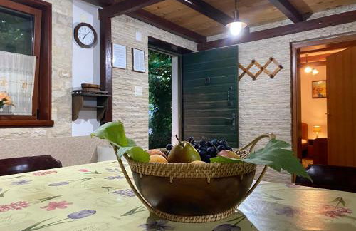 Stone Holiday Homes Stankovci with pool and Mediterranean gardens - Foto 29