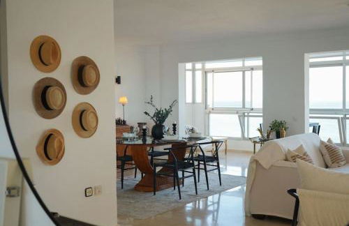 Spacious 2 Bed with Panoramic Views with Parking - Foto 36
