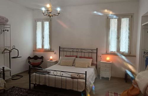 Casa Artemisia lungo il fiume con giardino privato - Foto 3