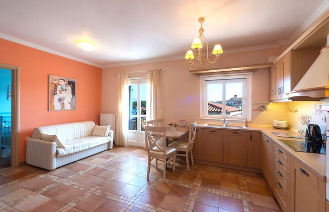 Nautilus Luxury Suites - Photo 26