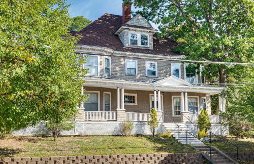 Classic North End Gem Yard, Patio and Modern Style! - Foto 2