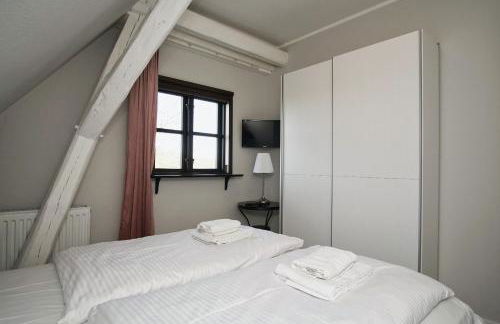 nah am Meer, ruhige Lage, gratis Nutzung vom AHOI Erlebnisbad und Sauna in Sellin - Haus Büdnerstube FeWo 5 - Foto 14