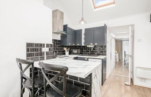 Fisherman Cottage Llanfaes near Beaumaris - Photo 2