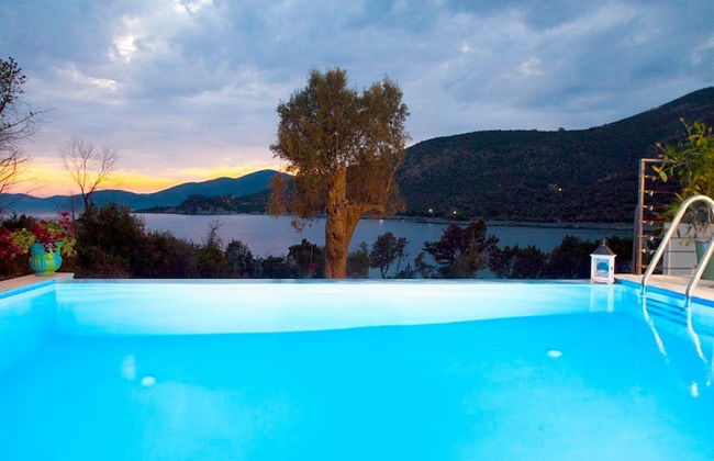 Zidanos Luxurious Villa - Foto 41