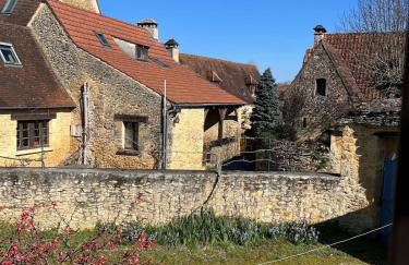 Maison charmante, piscine, boulodrome, calme, "Glycine" - Foto 9