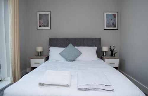 Luke Stays - Front Street - Foto 3