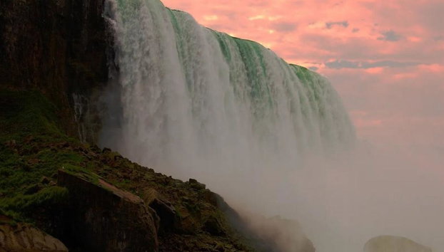Niagara Falls Walking Tour with Boat Cruise – Eco-Friendly Small Group Experience - Canadian side - Foto 5