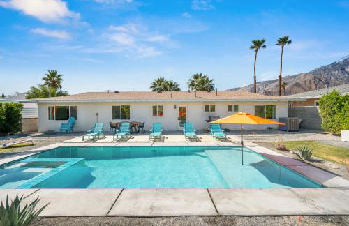 NEW Retro Escape 70's Vibes Wellness Game Room - Foto 46