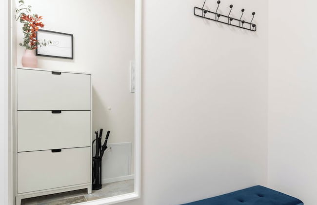 Fully equipped apartments with Terraces, Free garage parking, Netflix & AC - by Apartmány Šlapanice cz - Foto 51