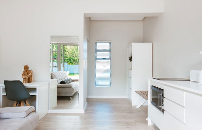 A Riverbed Guesthouse - Photo 13