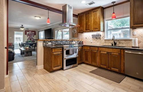 Ol Sarge Retreat Outdoor Amenities Cozy Charm - Foto 11